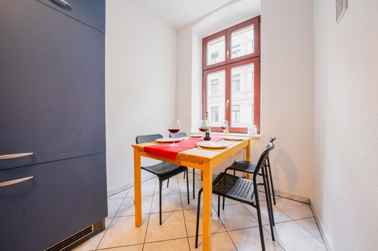 Blue Chili 08 - Magdeburg 2-Zimmer Altbau, Wi-Fi, 5 Pax Dış mekan fotoğraf